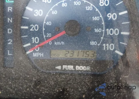 2002 Toyota Sienna Xle z USA, uszkodzony, nr VIN 4T3ZF13CX2U483383